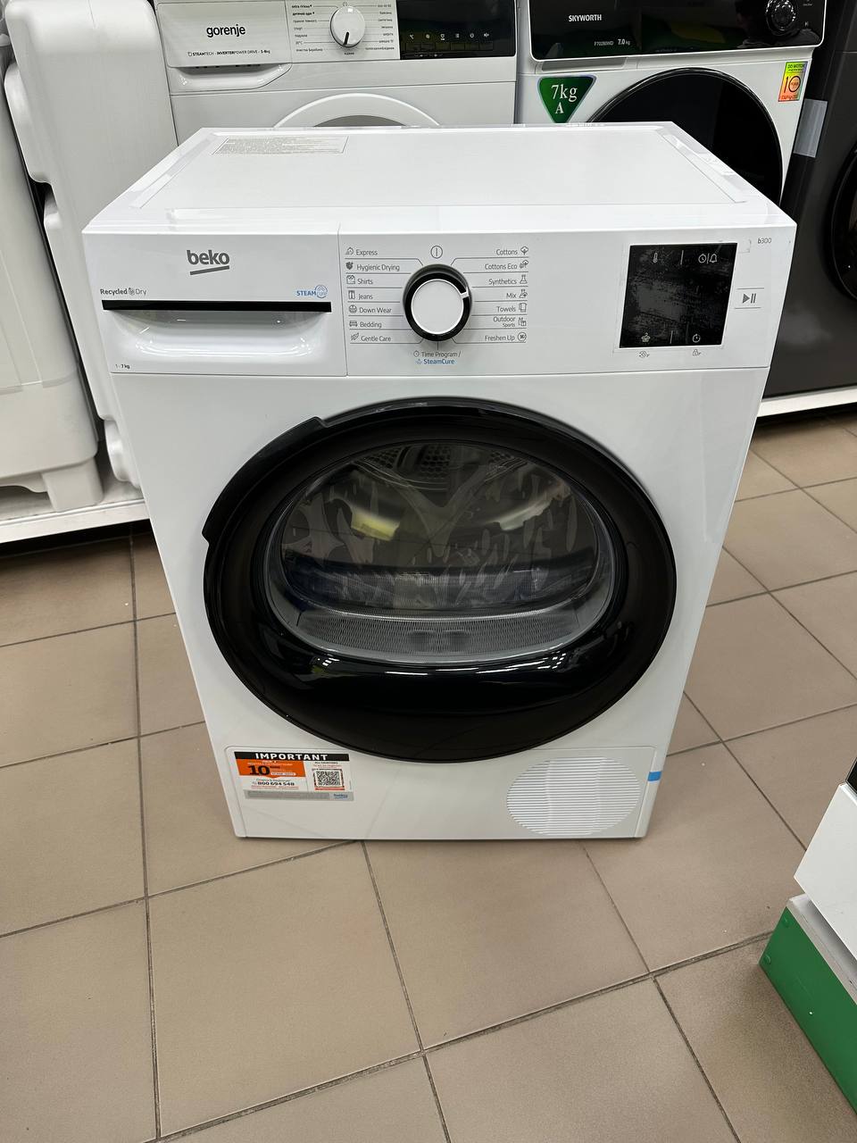 Уцінка * Сушильна машина Beko BM3T37239WB фото №2