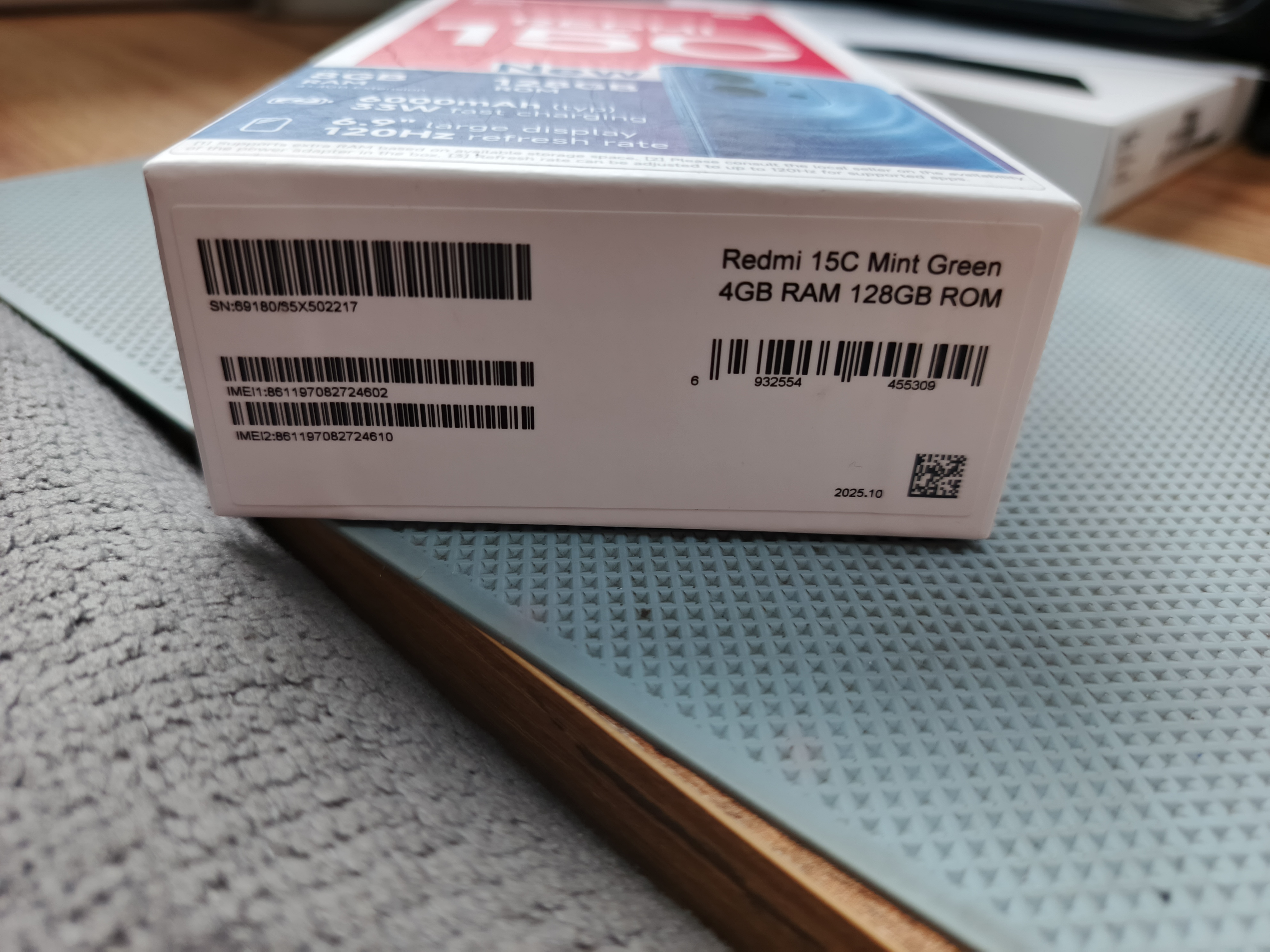 Уцінка * Смартфон Xiaomi Redmi 15C 4/128GB NFC Mint Green int фото №3