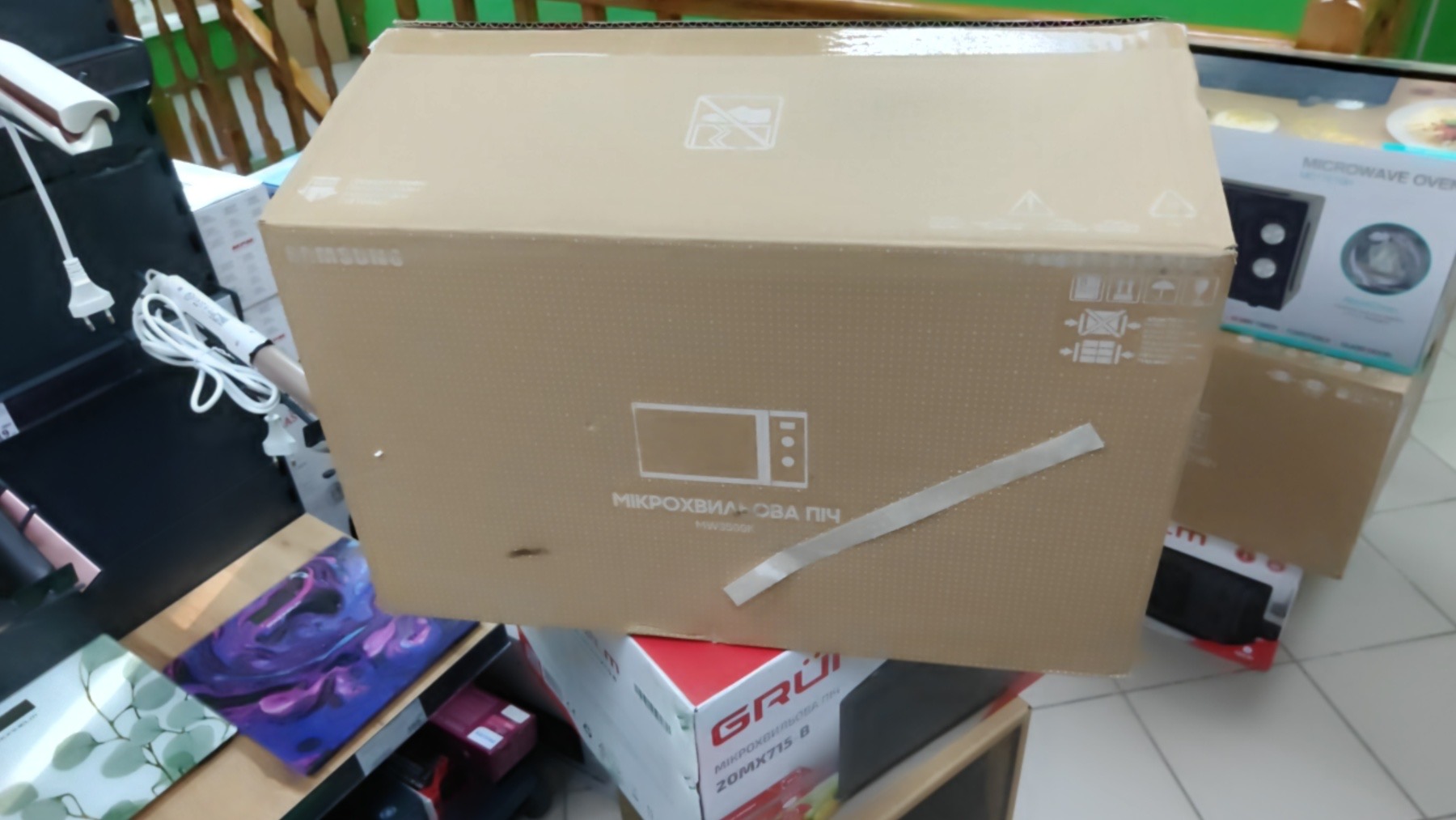 Уцінка * Мікрохвильова піч Samsung MS23K3614AW/UA фото №5