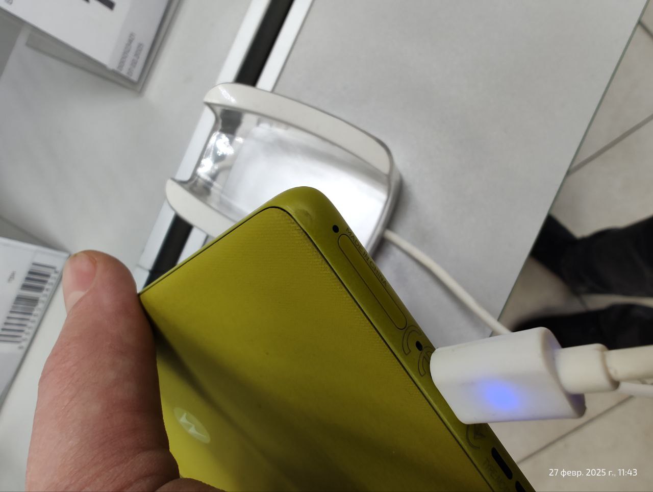 Уцінка * Смартфон Motorola G85 8/256 OLIVE GREEN фото №2
