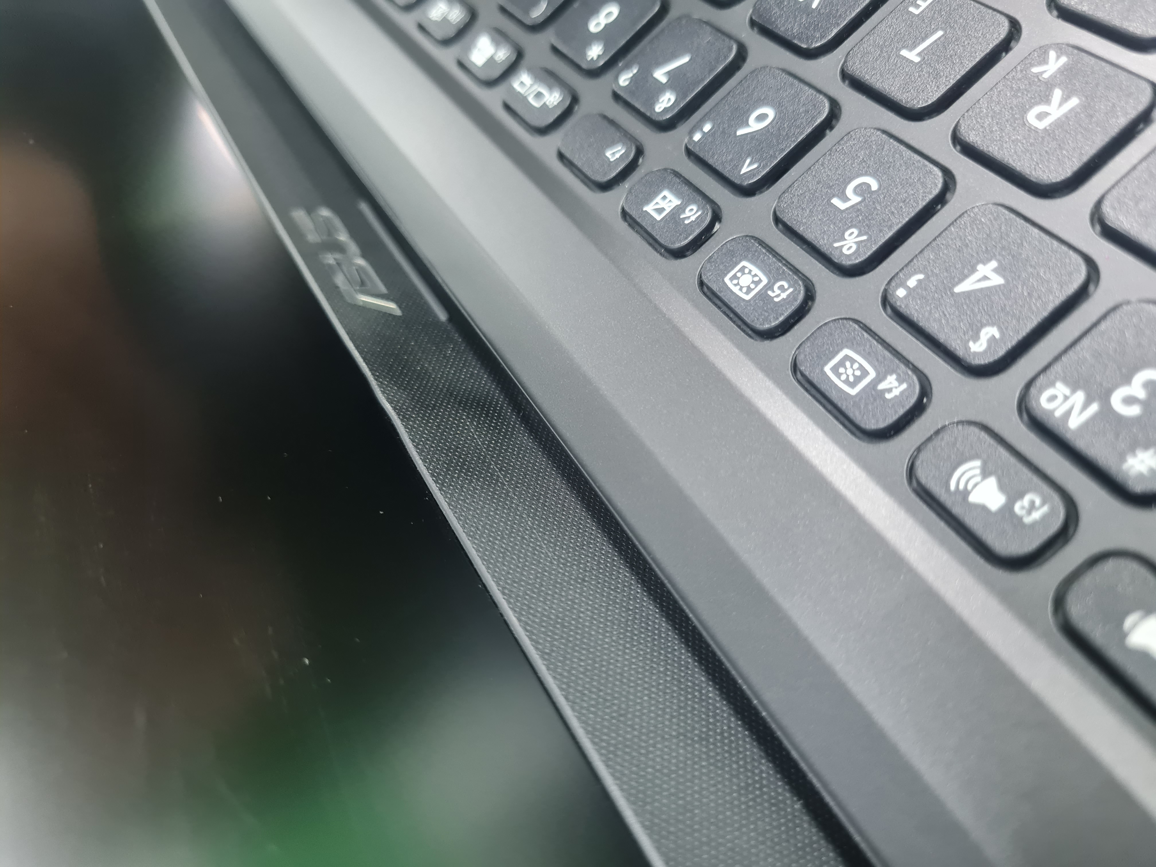Уцінка * Ноутбук Asus VivoBook 15 X1500KA-EJ307 Indie Black фото №2
