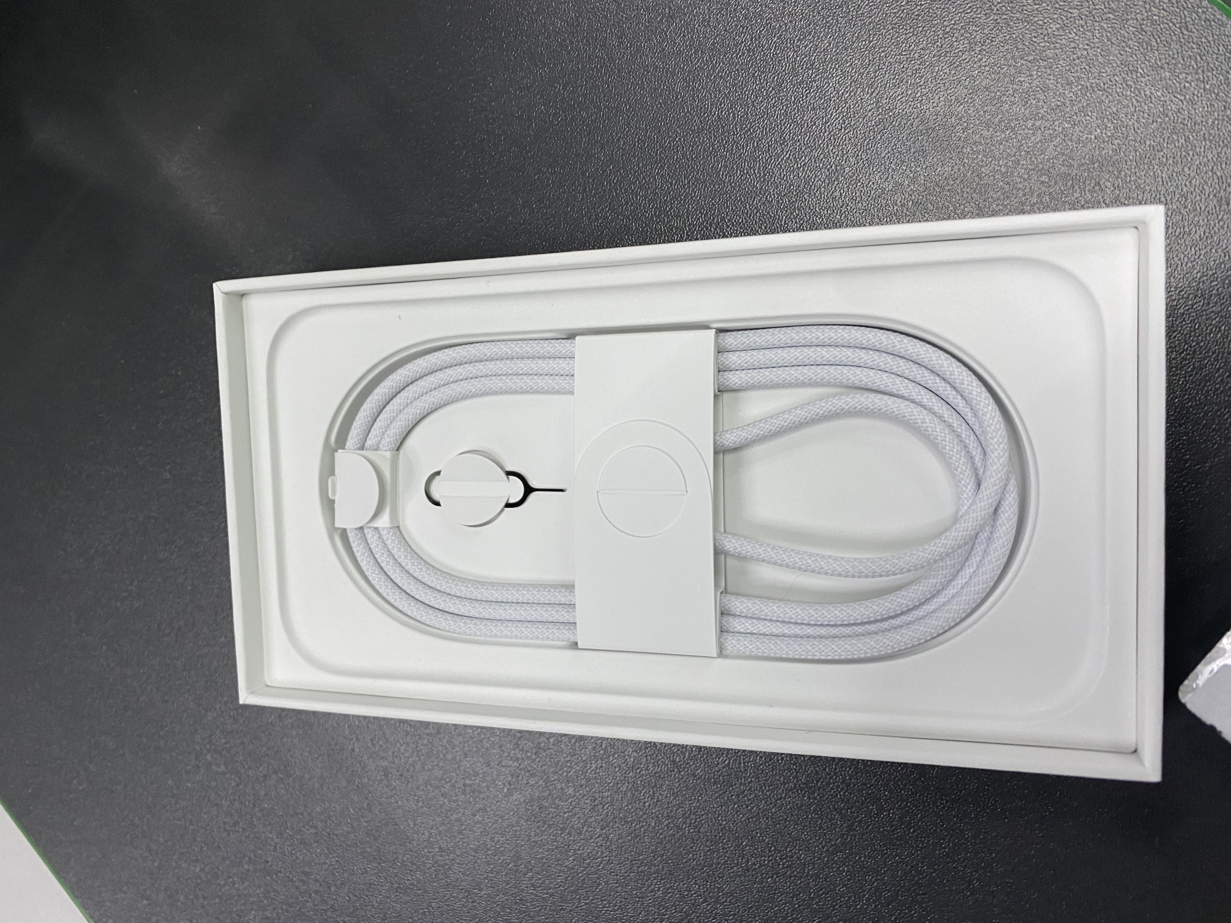 Уцінка * Смартфон Apple iPhone 16 128GB Teal (MYED3SX/A) фото №2