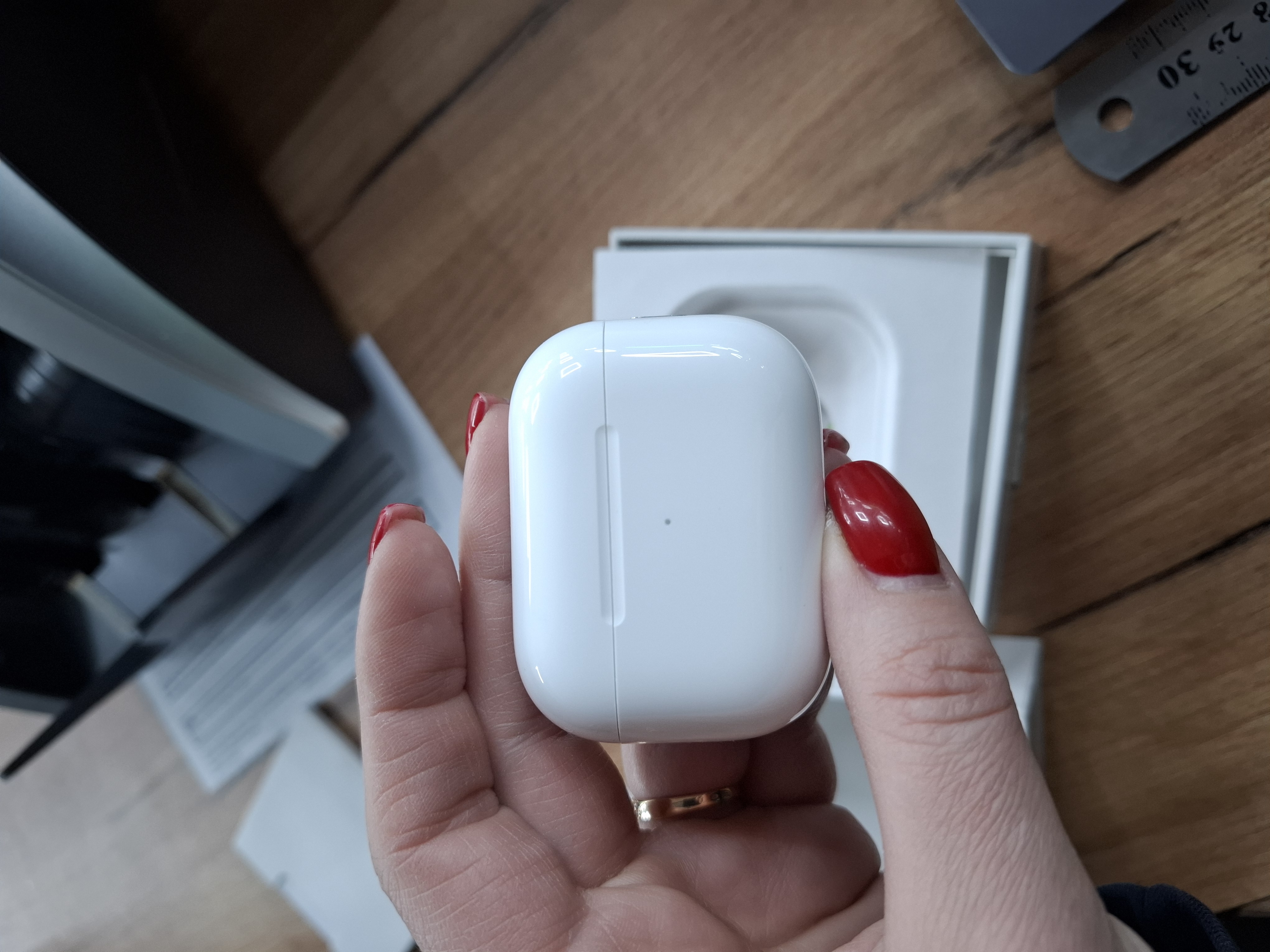 Уцінка Наушники Apple AirPods Pro (2nd generation) (MQD83AM/A) фото №3