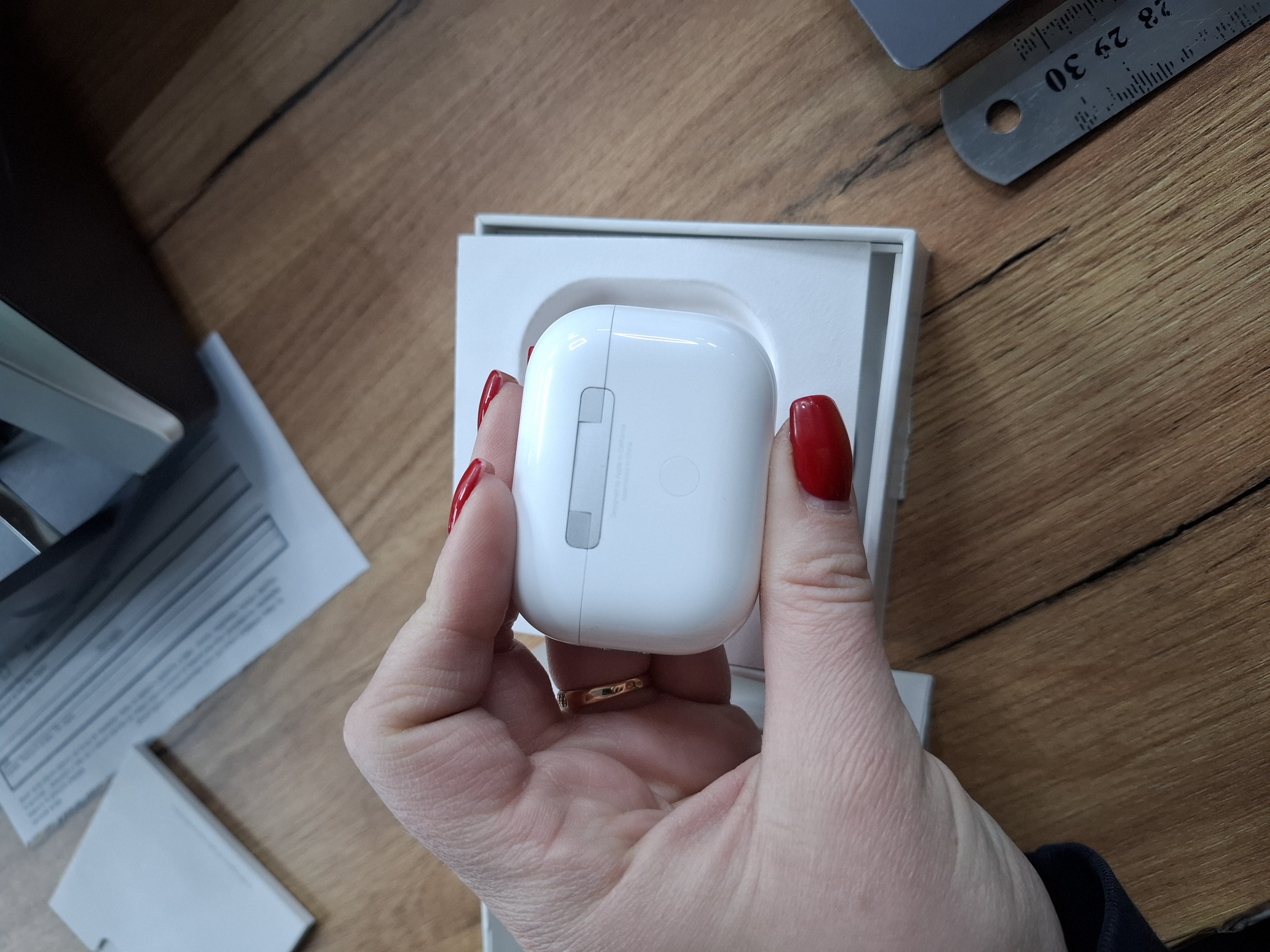 Уцінка Наушники Apple AirPods Pro (2nd generation) (MQD83AM/A) фото №4