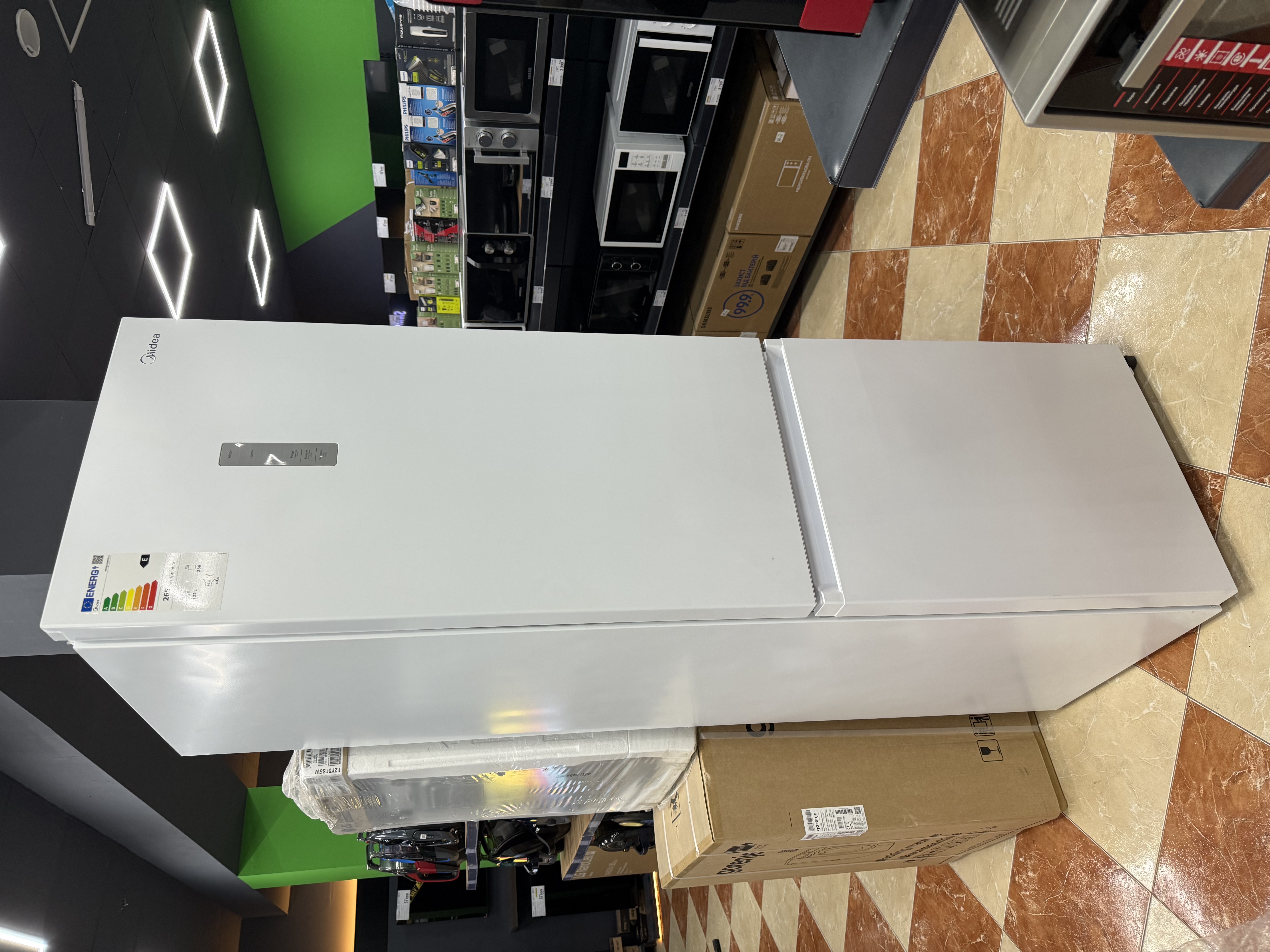 Уцінка * Холодильник Midea MDRB521MGE01 фото №2