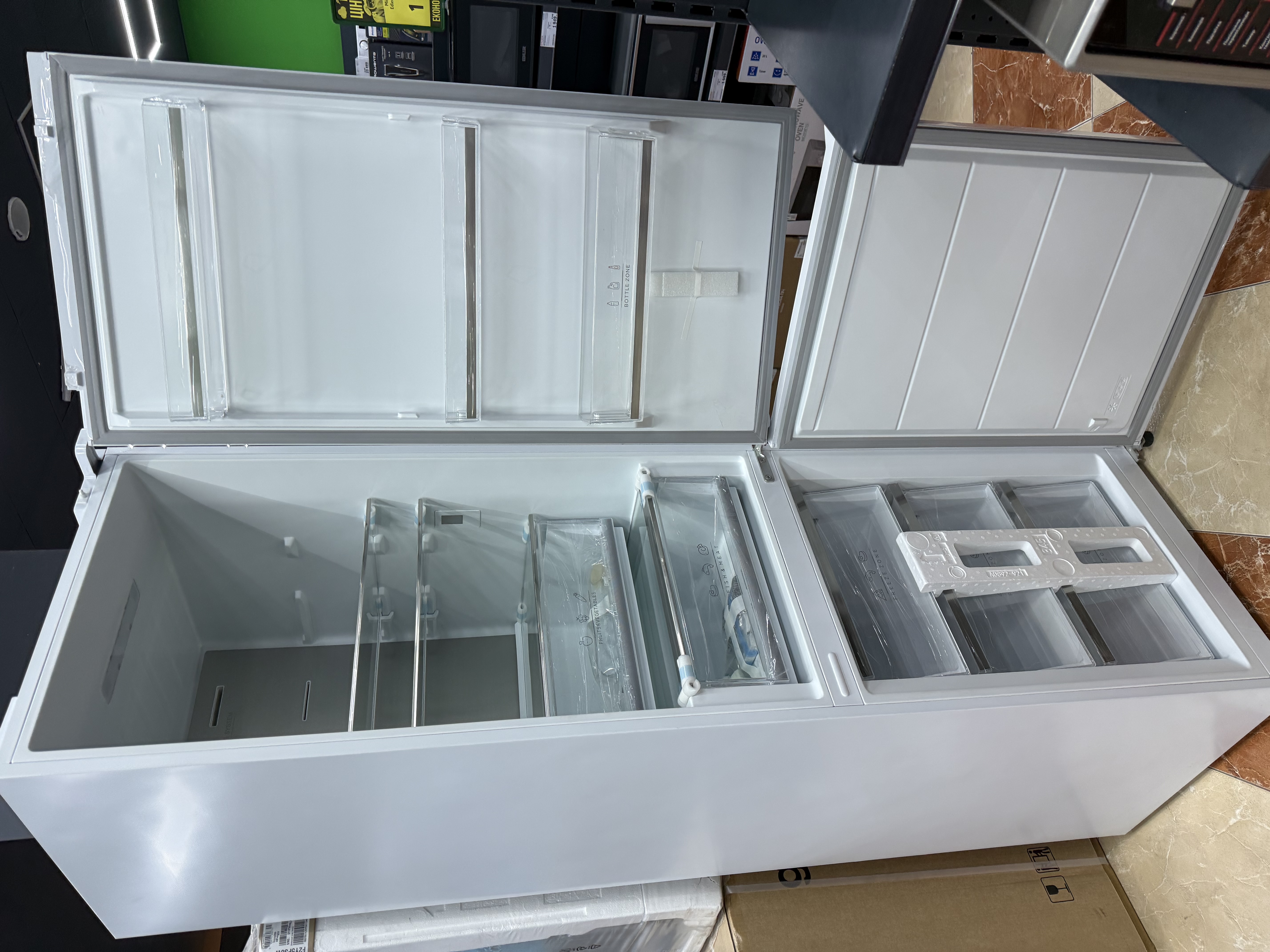 Уцінка * Холодильник Midea MDRB521MGE01 фото №5