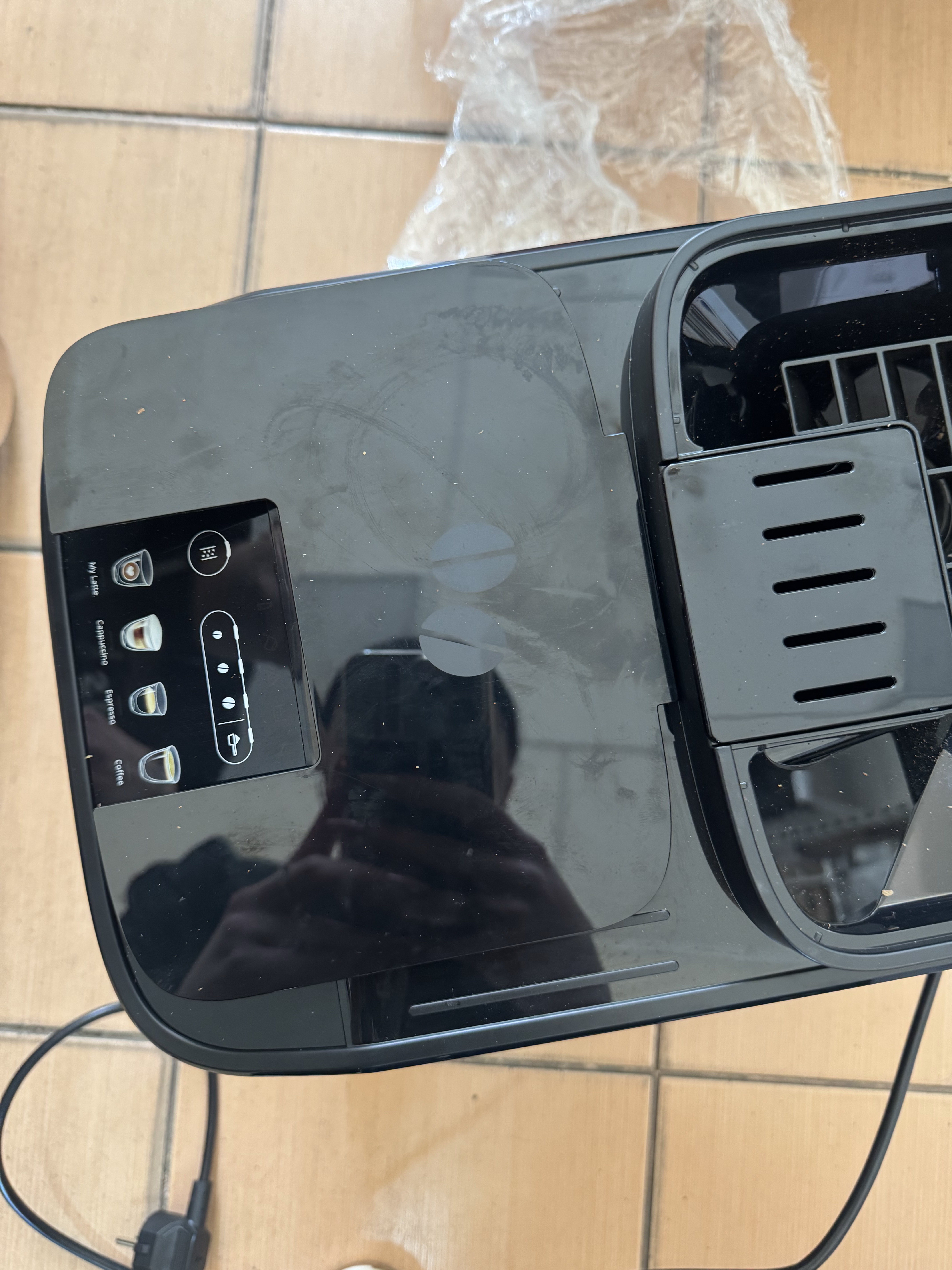 Уцінка Кавомашина Delonghi ECAM290.61.B Magnifica Evo фото №4