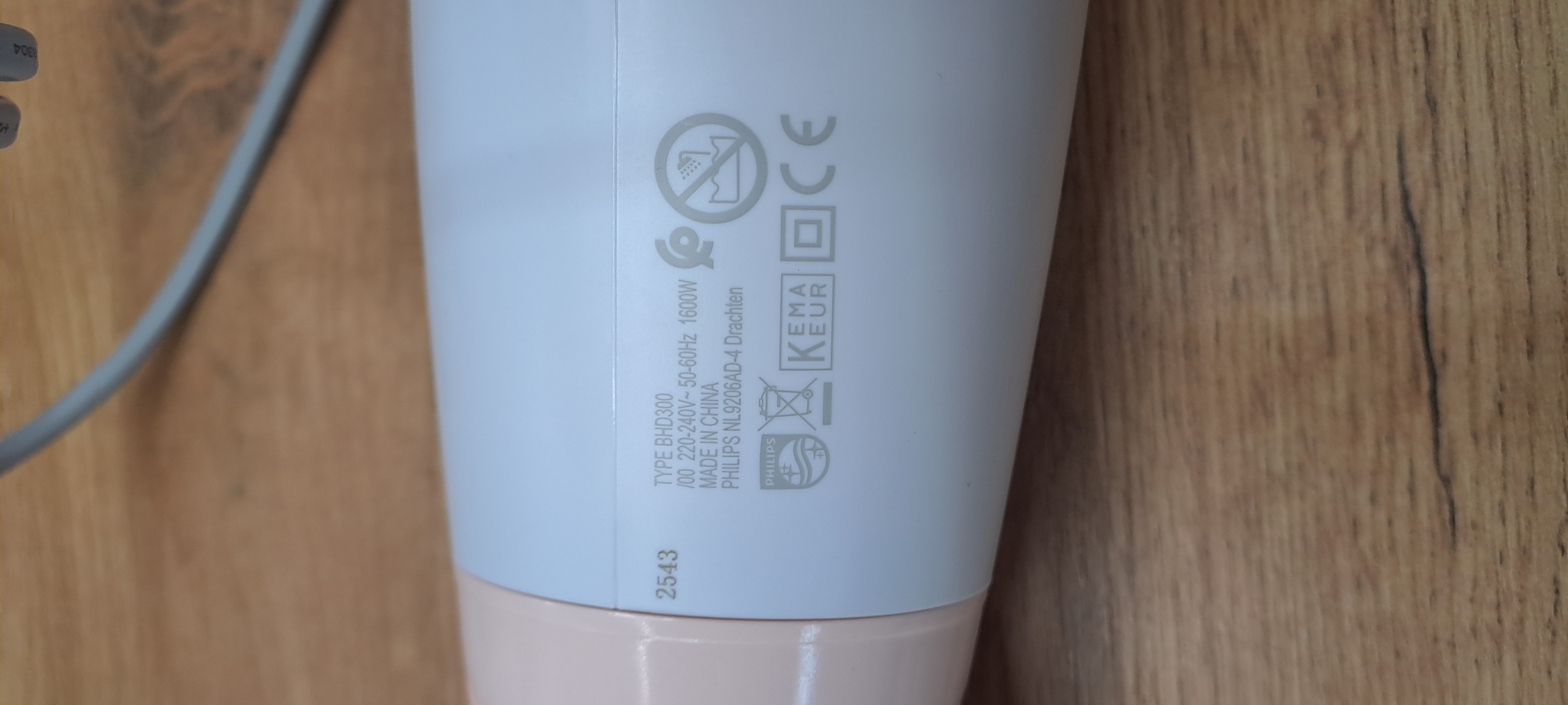 Уцінка * Фен Philips BHD300/00 фото №3