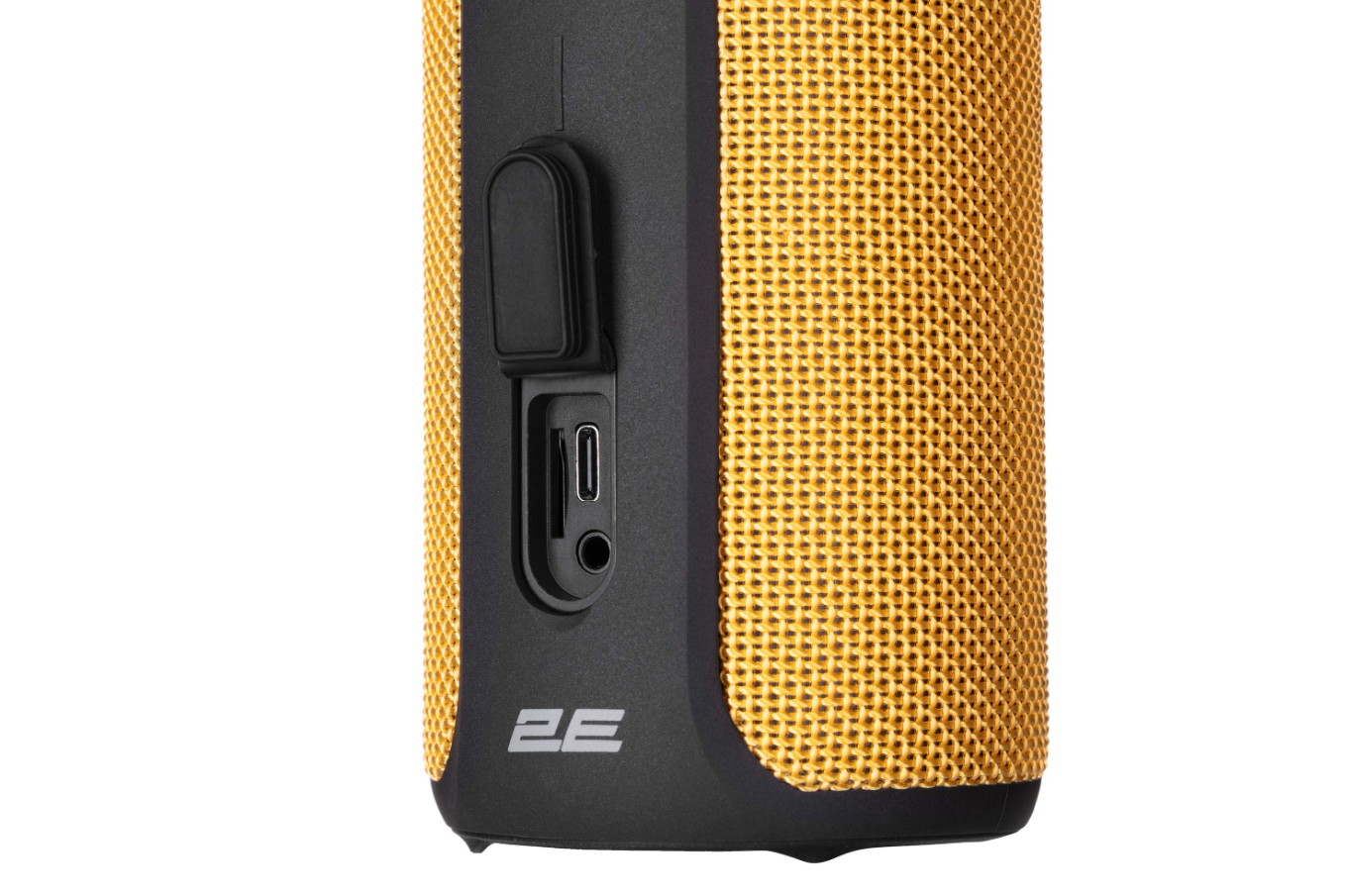 Портативна колонка 2E SoundXTube TWS MP3 Wireless Waterproof Yellow (2E-BSSXTWYW) фото №4