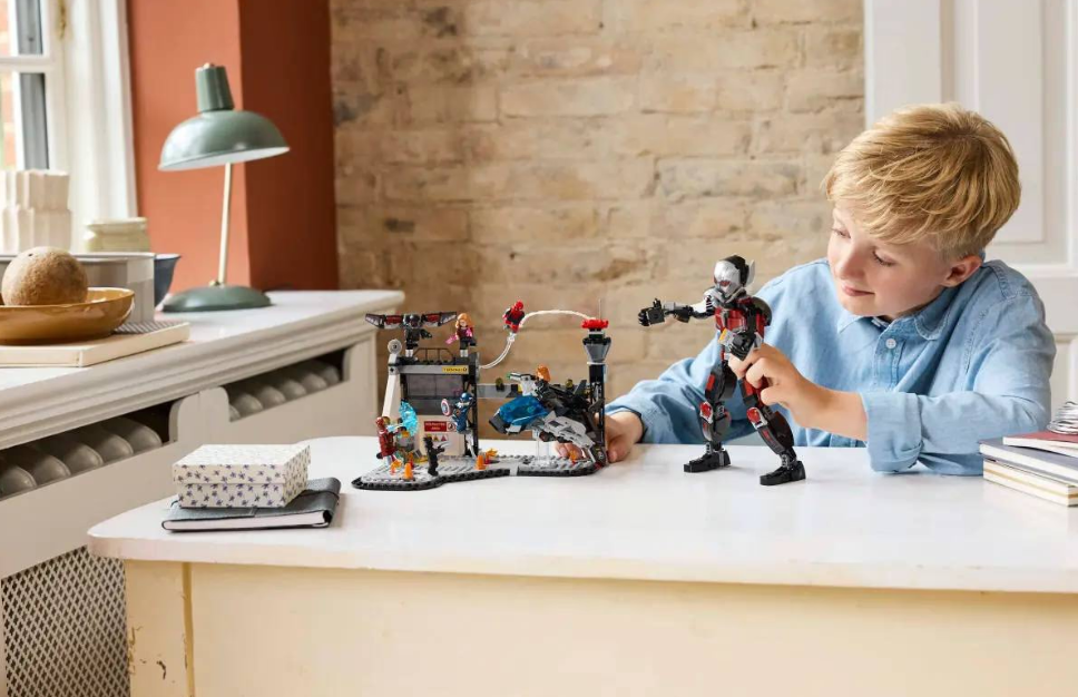 Конструктор Lego Super Heroes Перший месник: Протистояння Пригодницька битва фото №7