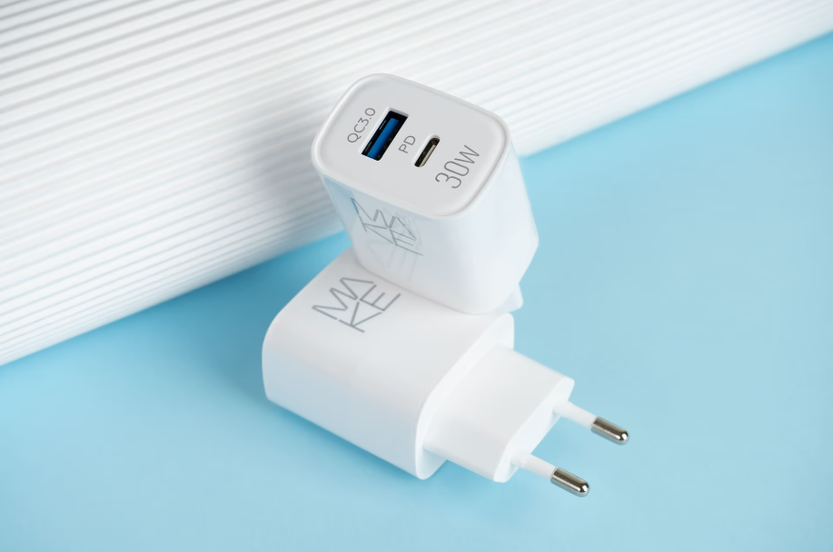 МЗП MAKE 30W GaN PD QC White (MCW-327PWH) фото №3