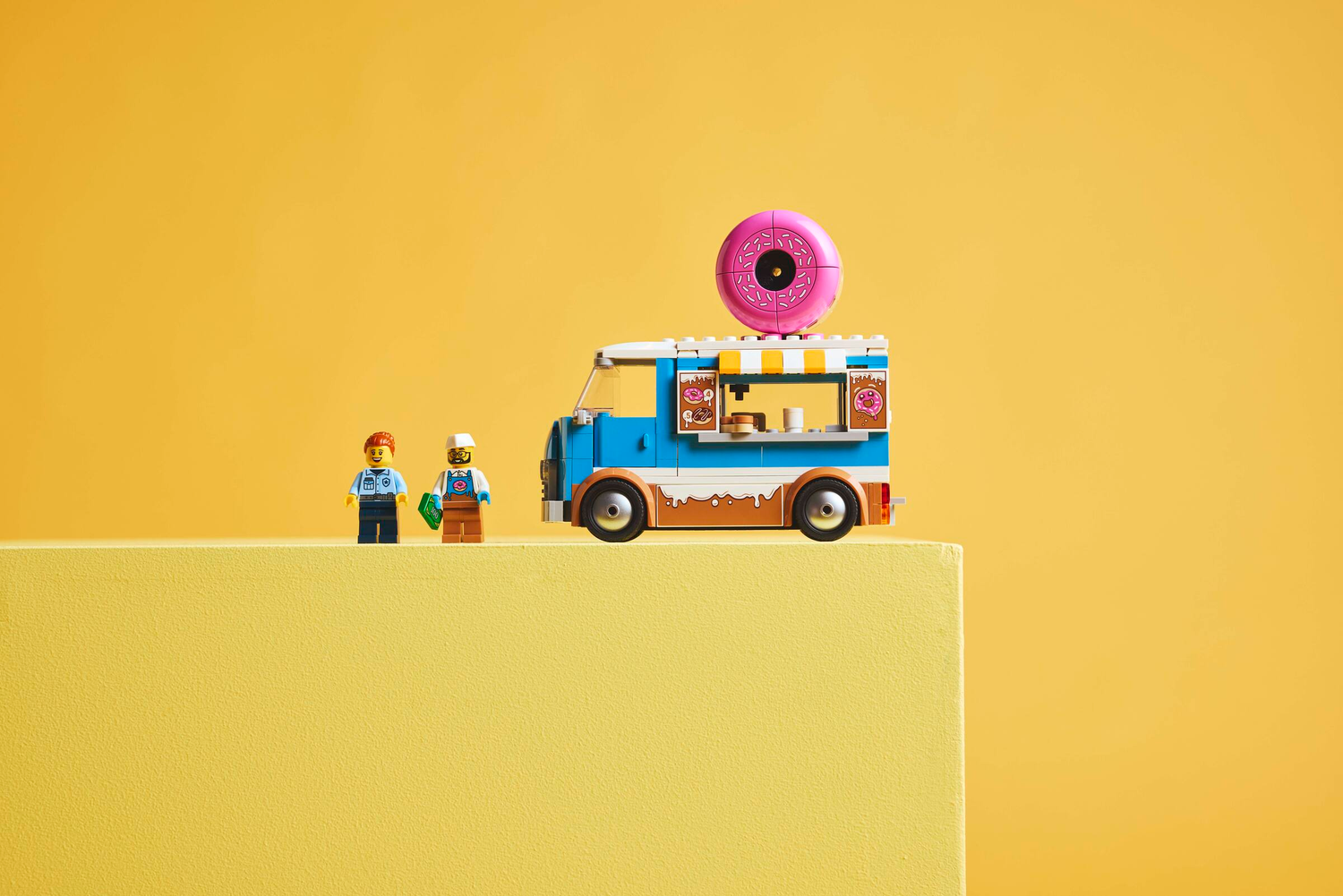 Конструктор Lego City Вантажівка з пончиками фото №7