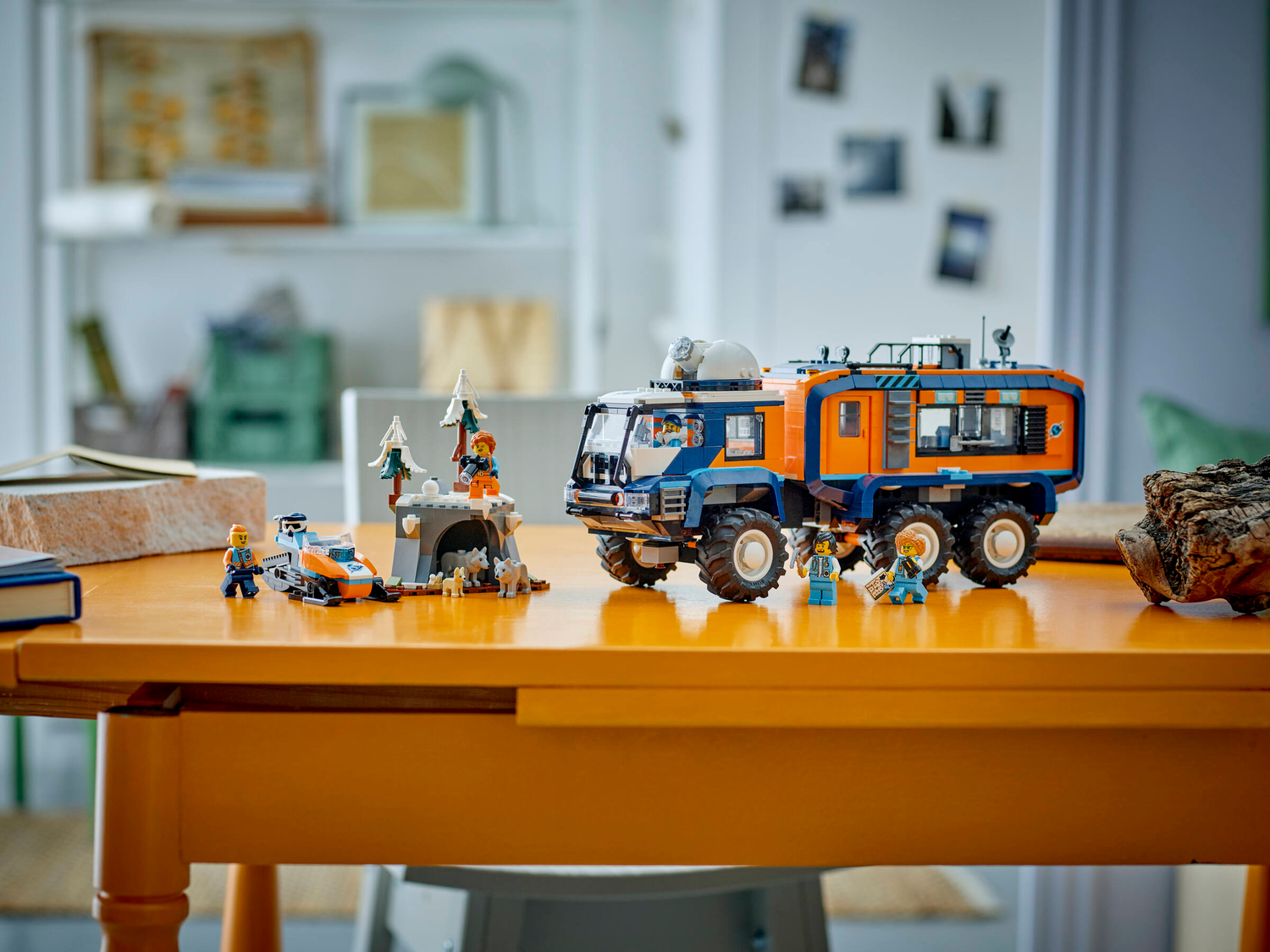 Конструктор Lego City Арктична дослідницька вантажівка з науковою лабораторією фото №9