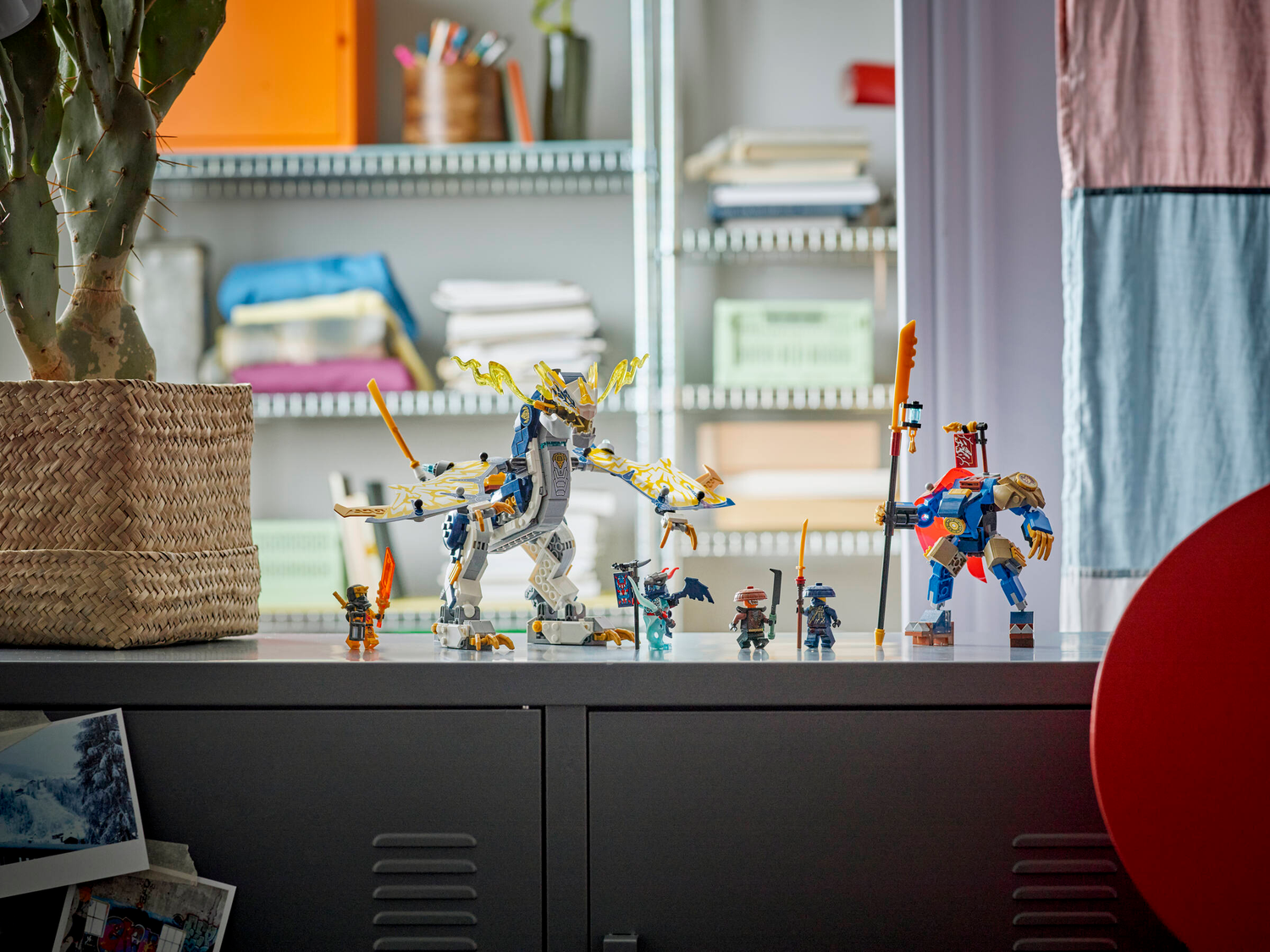 Конструктор Lego Ninjago Розбійник: Робот-вершник на драконі фото №7