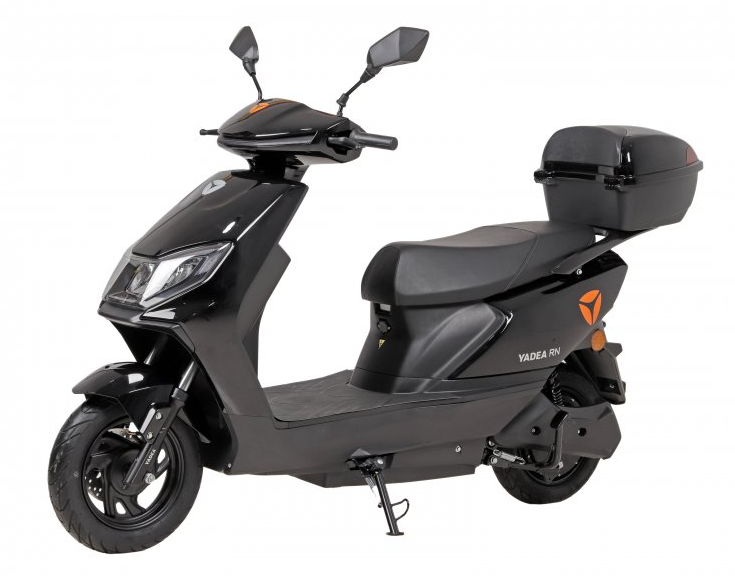 Електроскутер YADEA RN (black)