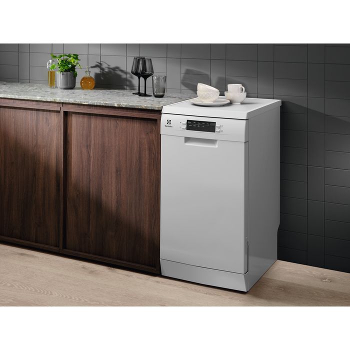 Посудомойная машина Electrolux ESS43210SW фото №11