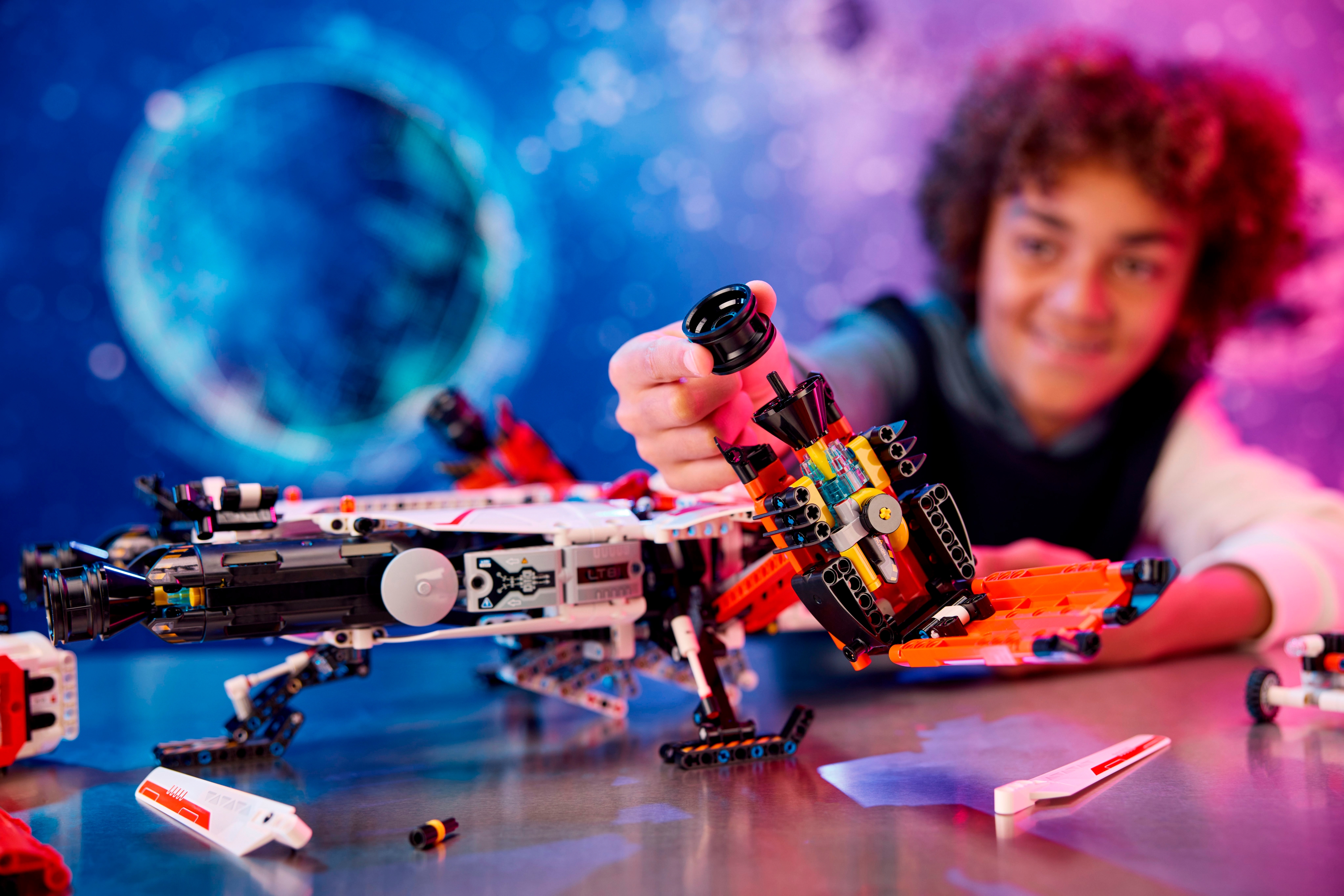 Конструктор Lego Technic Вантажний космічний корабель VTOL LT81 фото №10