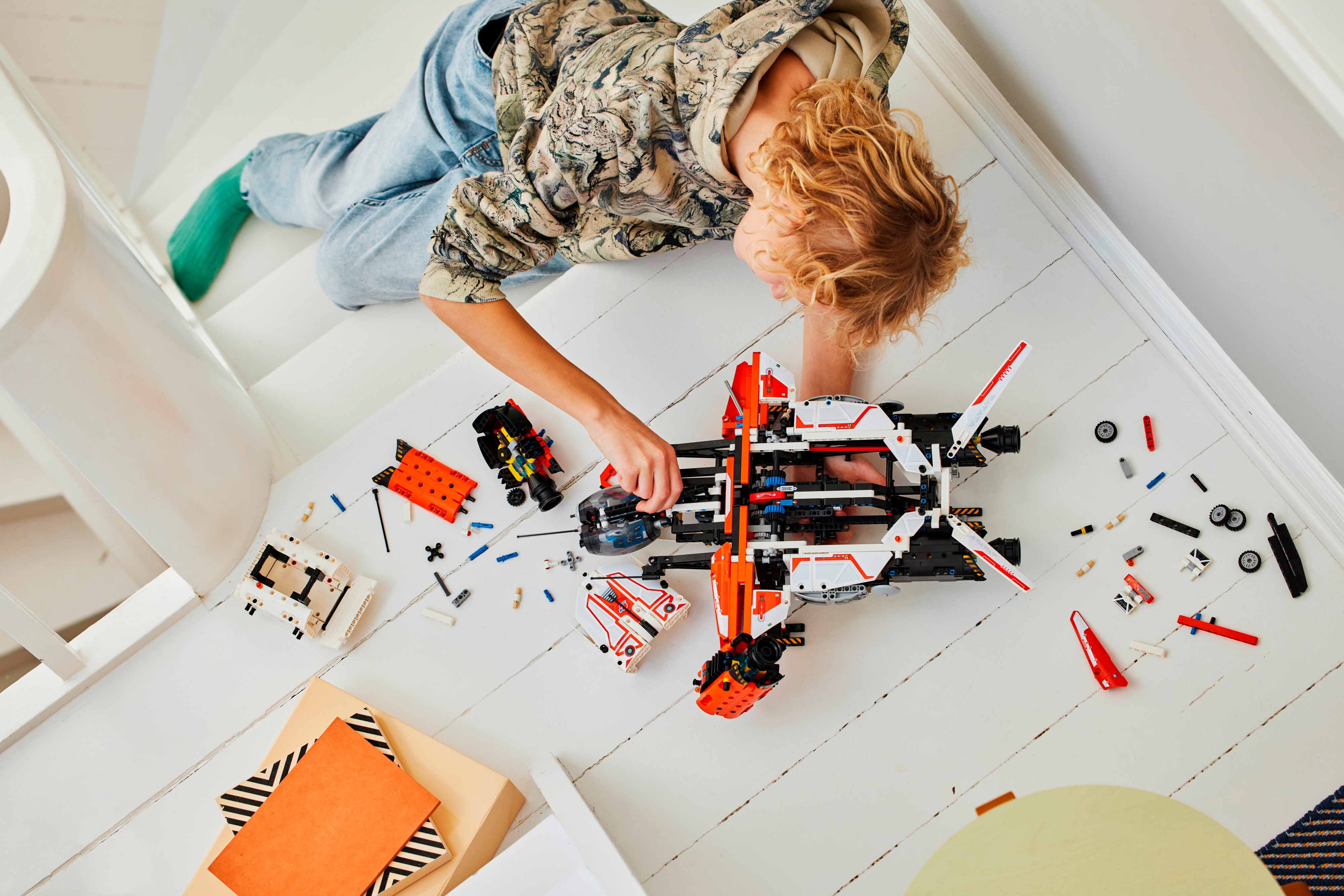 Конструктор Lego Technic Вантажний космічний корабель VTOL LT81 фото №9