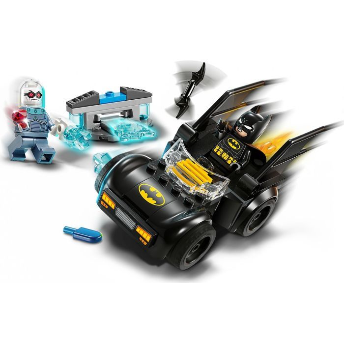 Конструктор Lego Super Heroes Бетмен і Бетмобіль проти містера Фріза фото №3