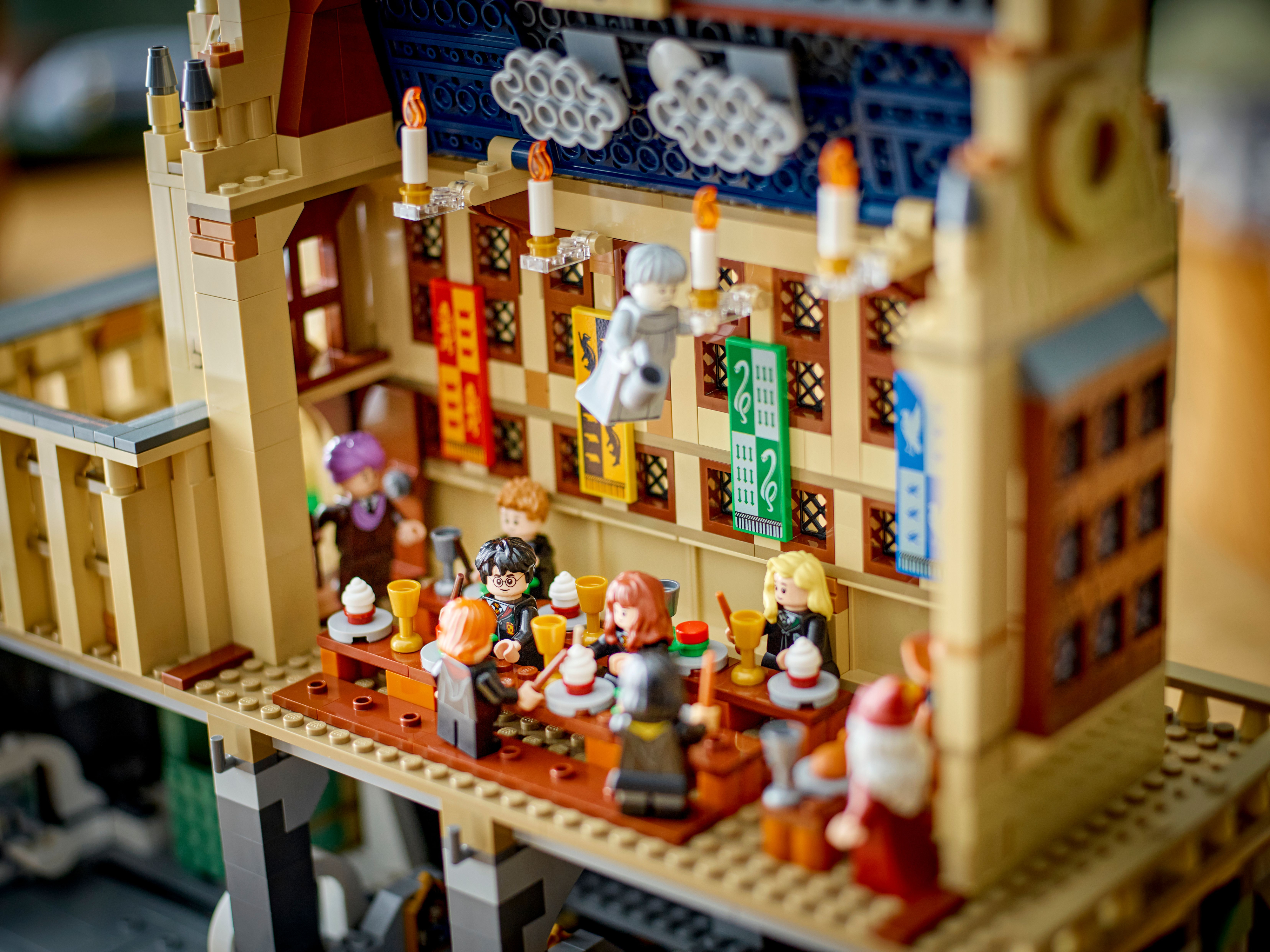 Конструктор Lego Harry Potter Замок Гоґвортс: Велика зала фото №11