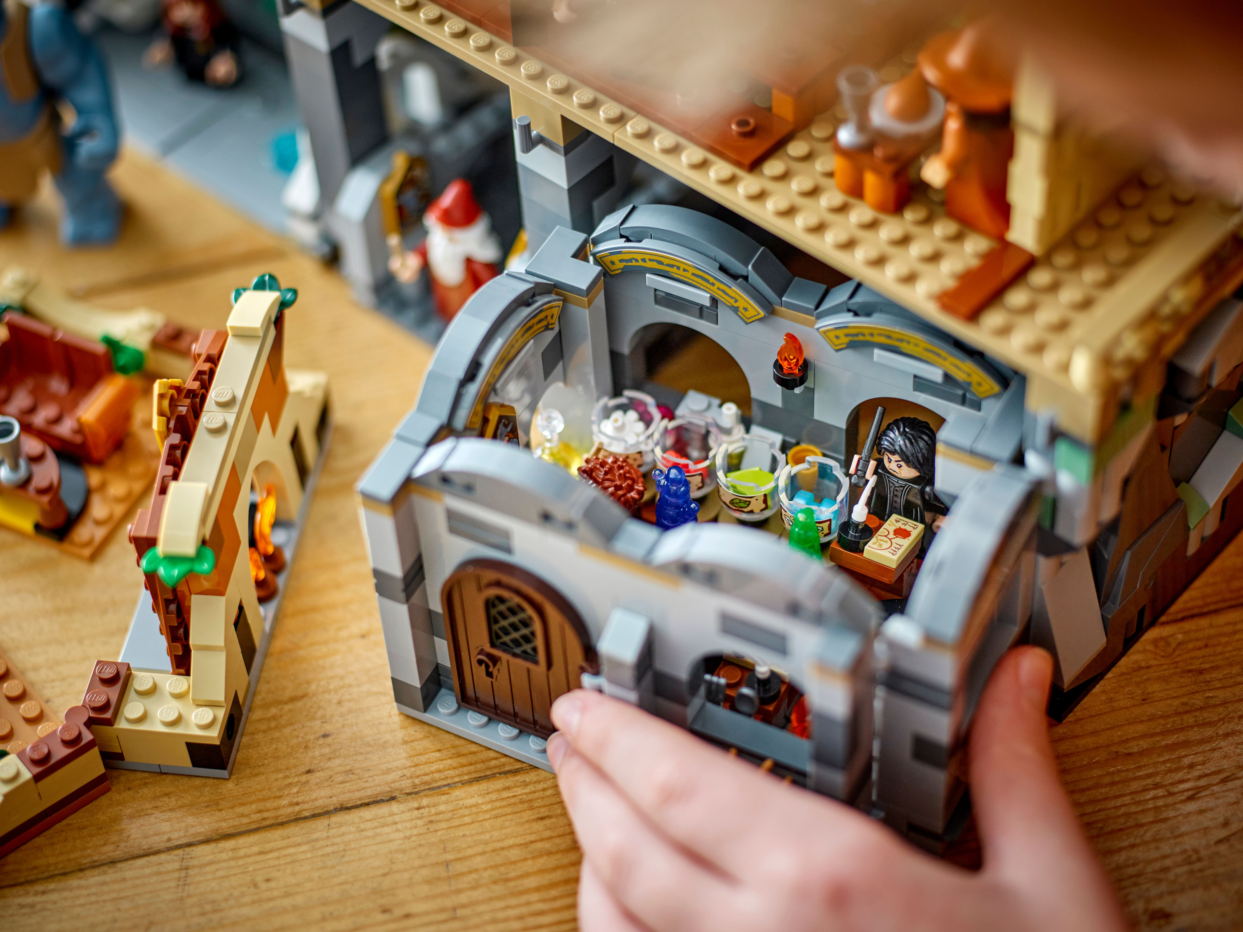 Конструктор Lego Harry Potter Замок Гоґвортс: Велика зала фото №9