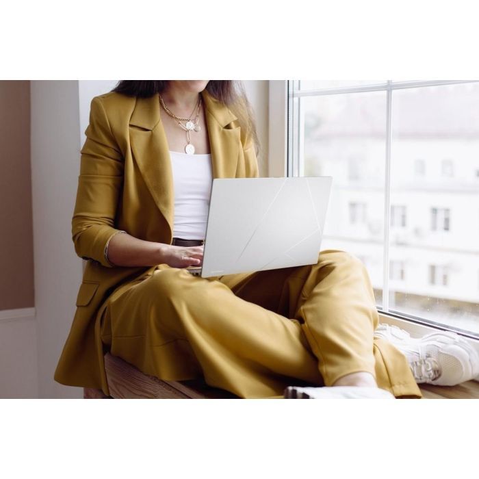 Ноутбук Asus Zenbook 14 OLED UX3405CA-ST1262 (90NB14W2-M01V90) фото №12