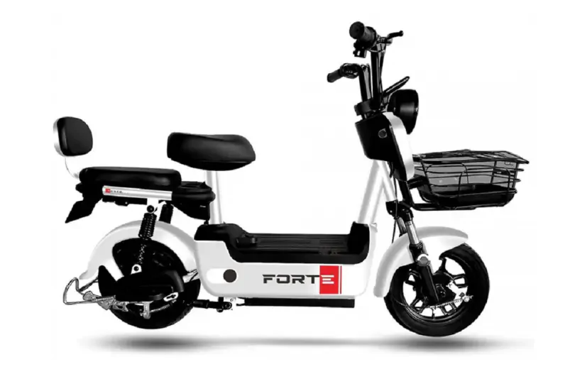 Електроскутер Forte LUCKY білий