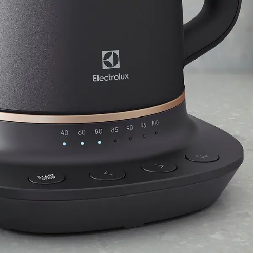 Чайник диск Electrolux E7K1-6BP фото №3