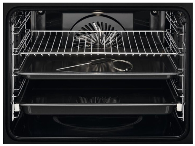 Духова шафа Electrolux EOE7P31Z фото №4