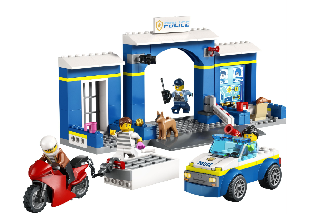 Конструктор Lego City Переслідування на поліцейській дільниці фото №3