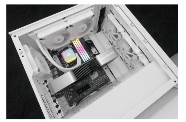 Система охлаждения CORSAIR iCUE H150i RGB Elite Liquid CPU Cooler White (CW-9060079-WW) фото №2