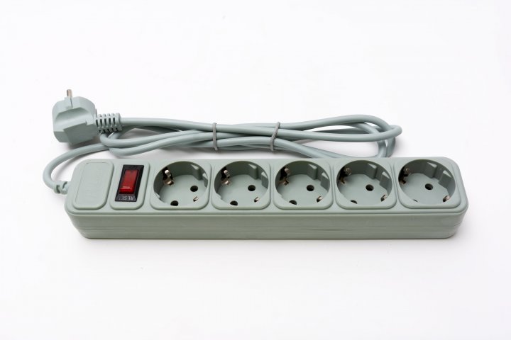 Мережевий фільтр Prologix PRS-050P5-18G 5 розеток 1,8 метра