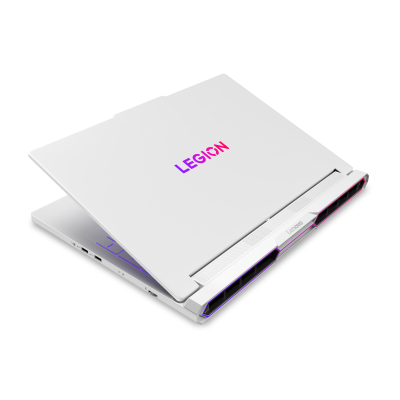 Ноутбук Lenovo Legion Pro 7 16IAX10H (83F500RJRA) фото №3